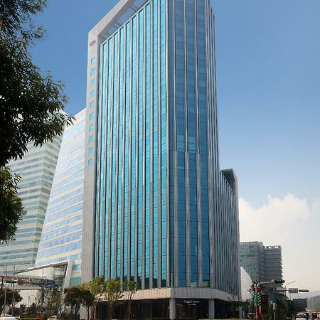 The Place Taipei Bagian luar foto