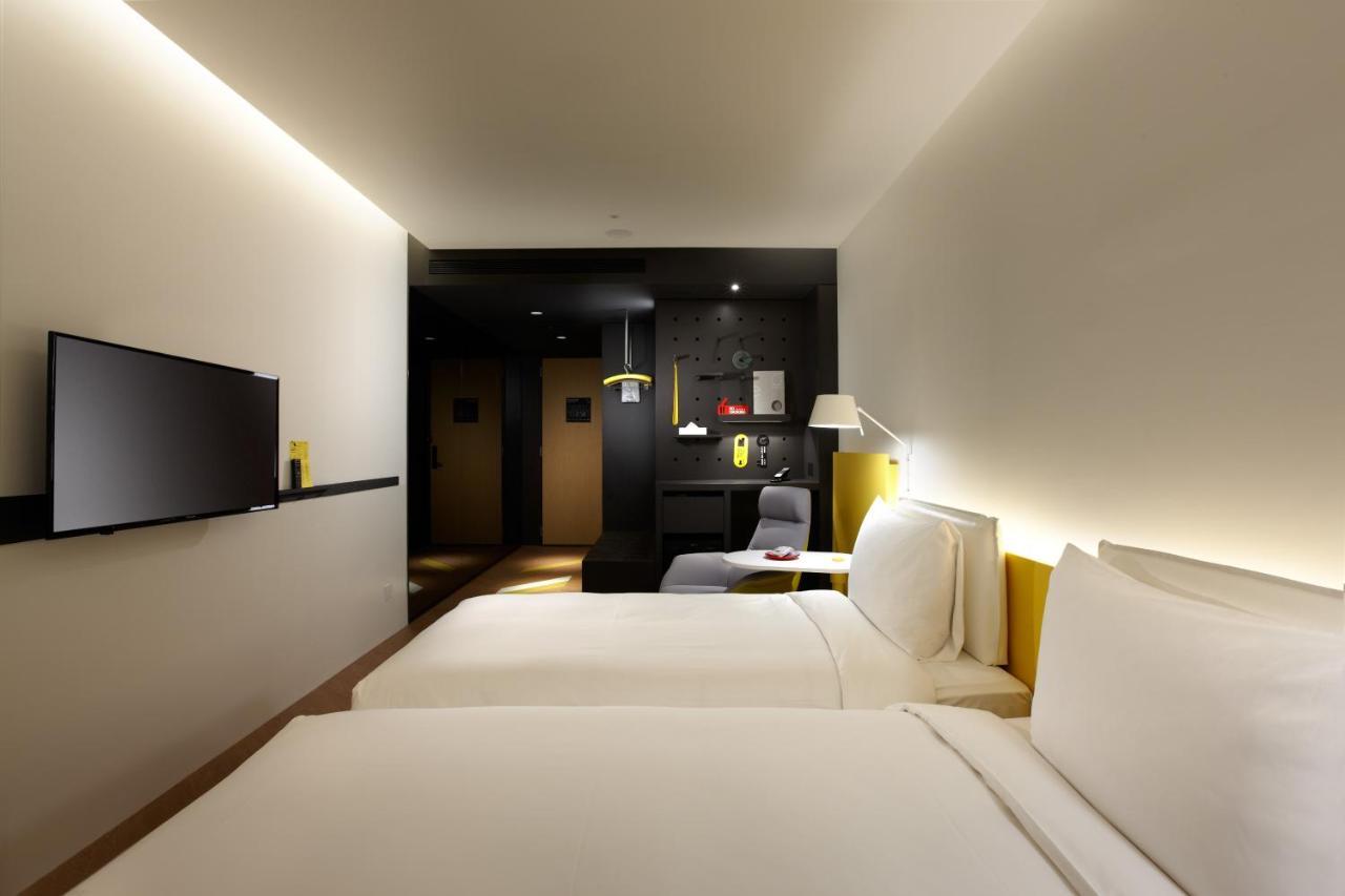 The Place Taipei Bagian luar foto