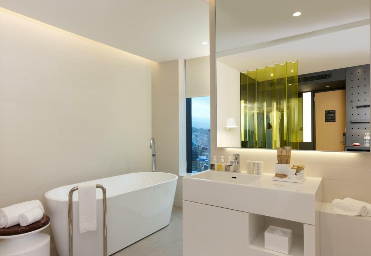 The Place Taipei Bagian luar foto